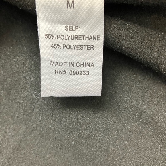 Kendall & Kylie faux leather mini skirt
Black size medium - Picture 5 of 7